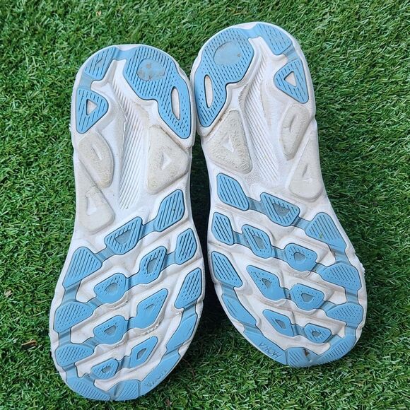 HOKA CLIFTON 9 - Womens Athletic Shoes - SIZE 8.5B - See All Pictures- - Picture 8 of 11